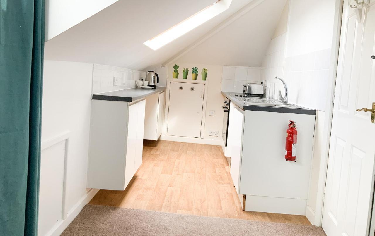 Thornbury House Villa Southampton Esterno foto