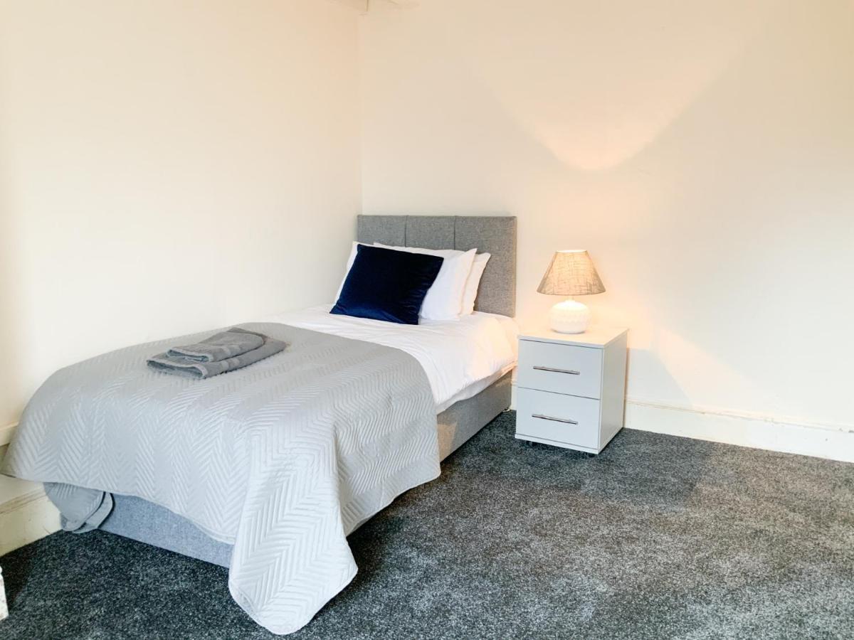 Thornbury House Villa Southampton Esterno foto